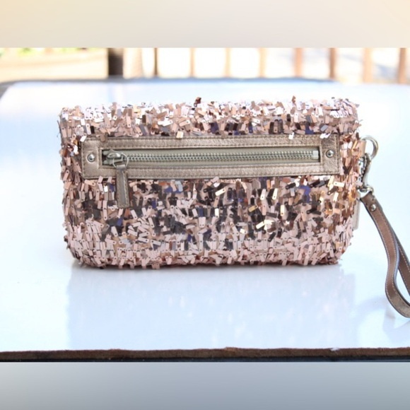 Coach limited edition sequin wristlet - Picture 12 of 14